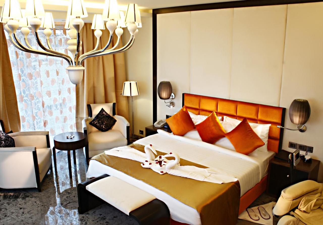 The Panache Hotel Патна Екстериор снимка
